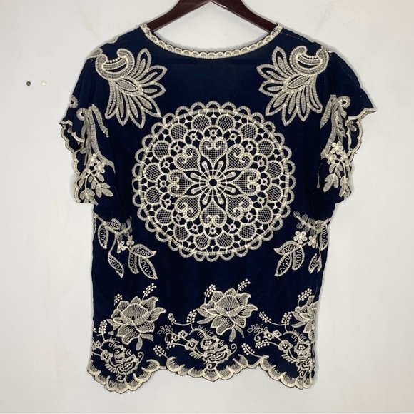 Solitaire Size Medium Embroidered Navy Scalloped Blouse Boho - Picture 7 of 8